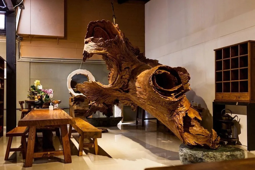Carpenter Wood Art Furniture