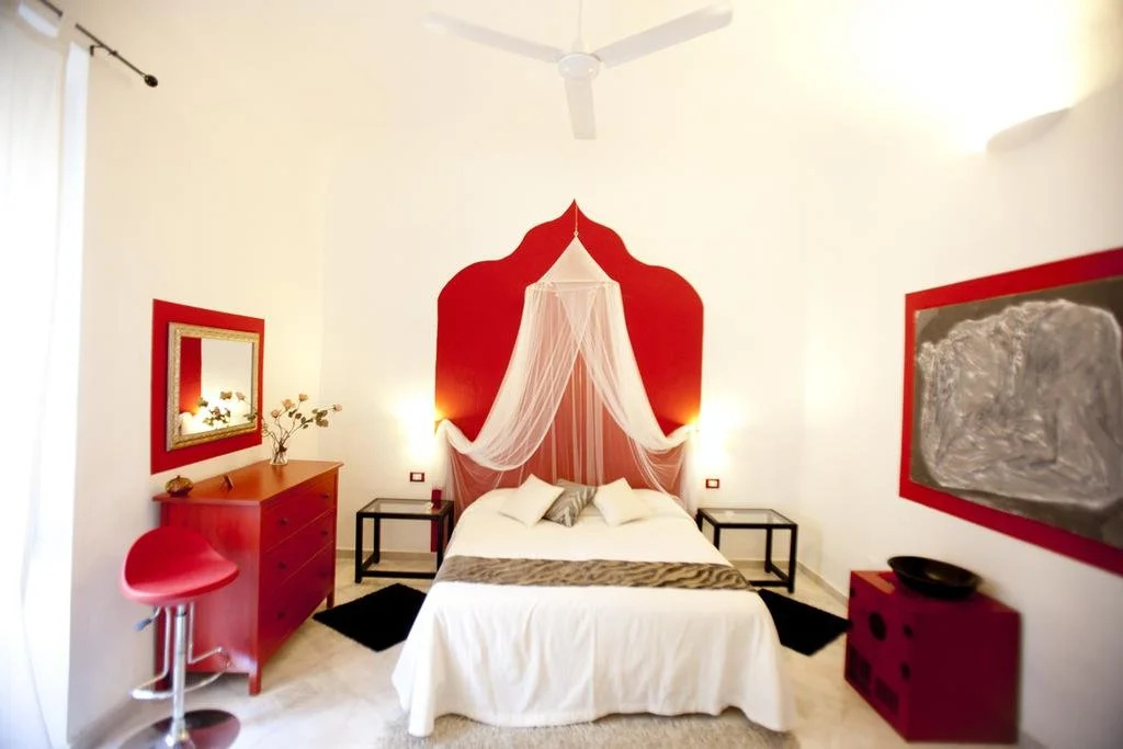 BeeClaire Guest House