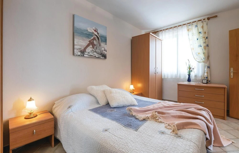 4 Bedroom Lovely Home In Hrboki