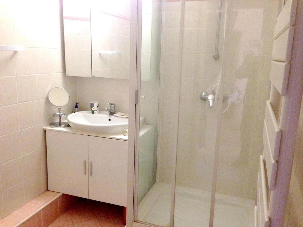 Apartment With one Bedroom in Fréjus, With Wonderful sea View, Balcony and Wifi