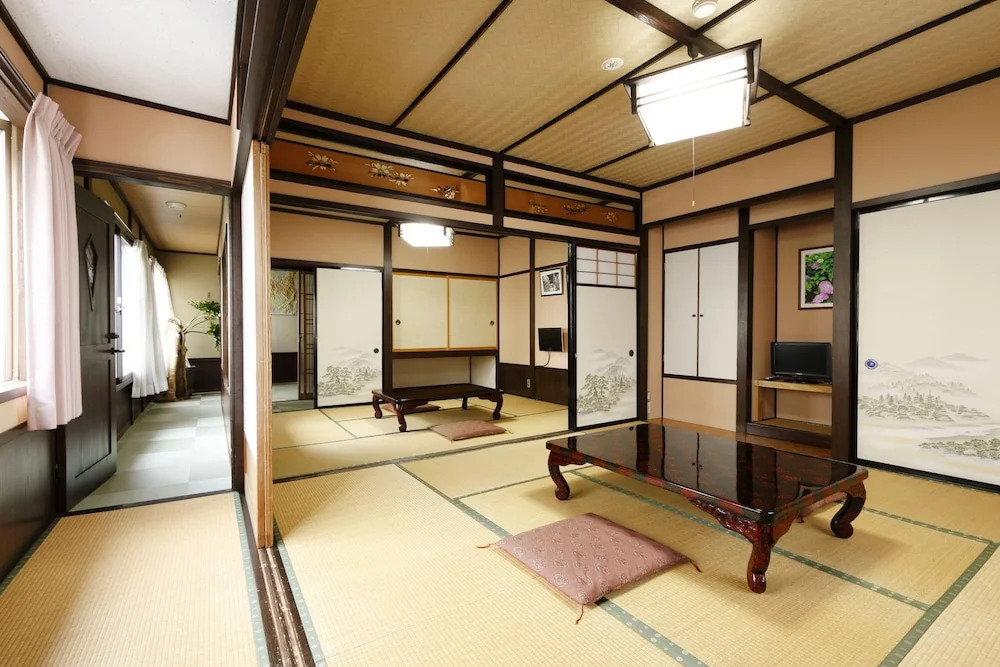 Kamiichinomachi Backpackers