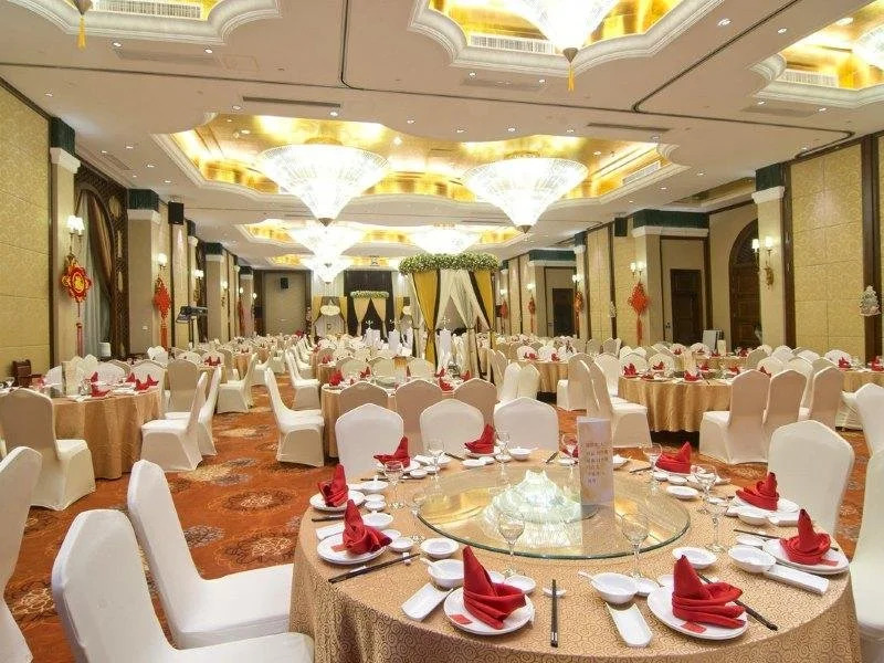 Sandia Hotel