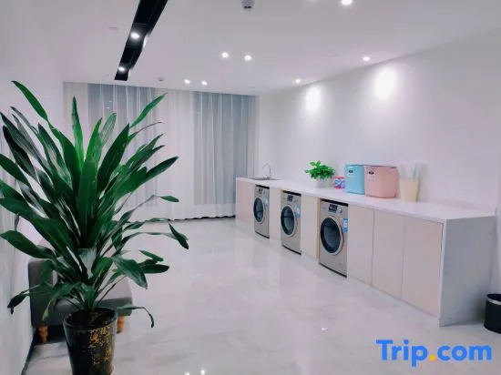 Shangyi Hotel (Shangrao Moon Bay Auto City)