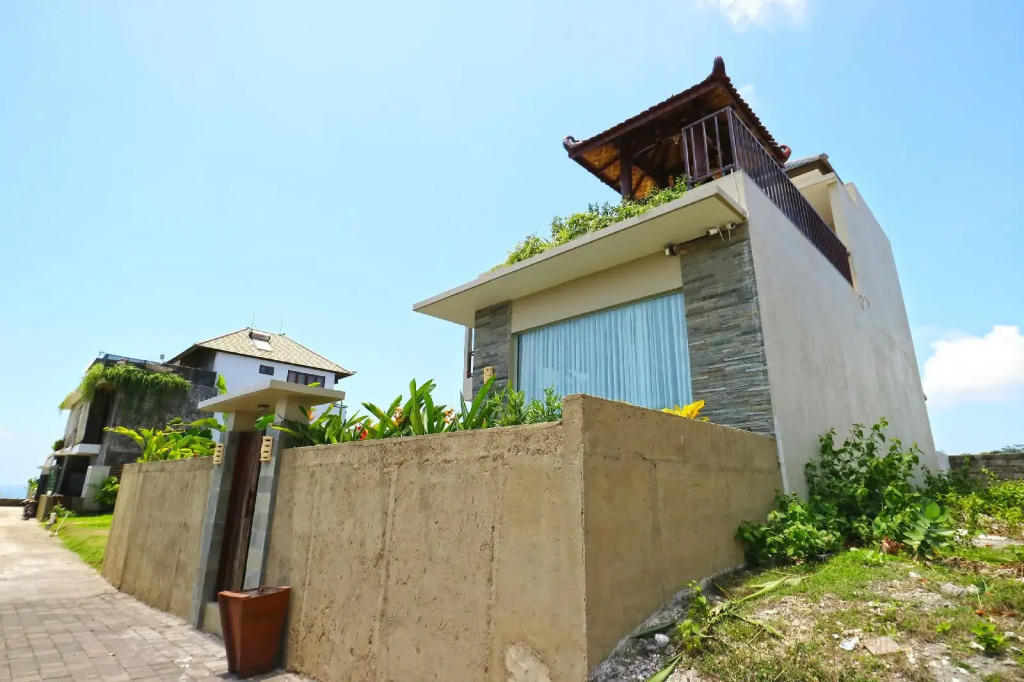 The Ocean Views Luxury Villas & Apartment