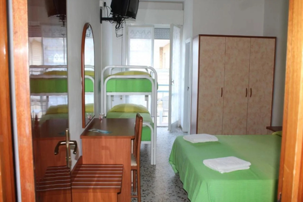 Hotel Holiday Sunshine Summer
