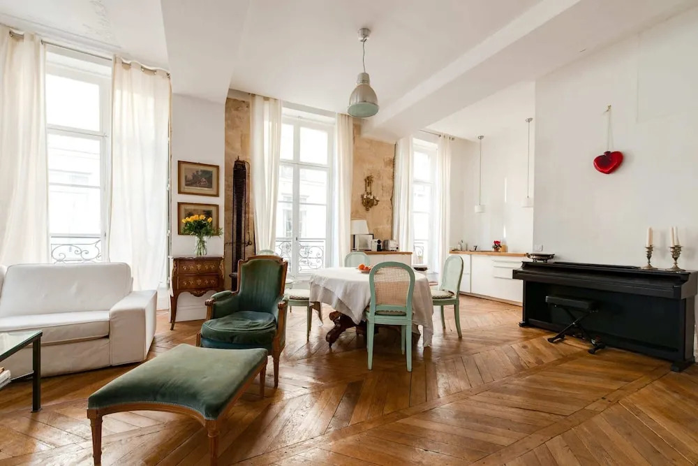 Beautiful Designer Apartment With a Stamp - Marais