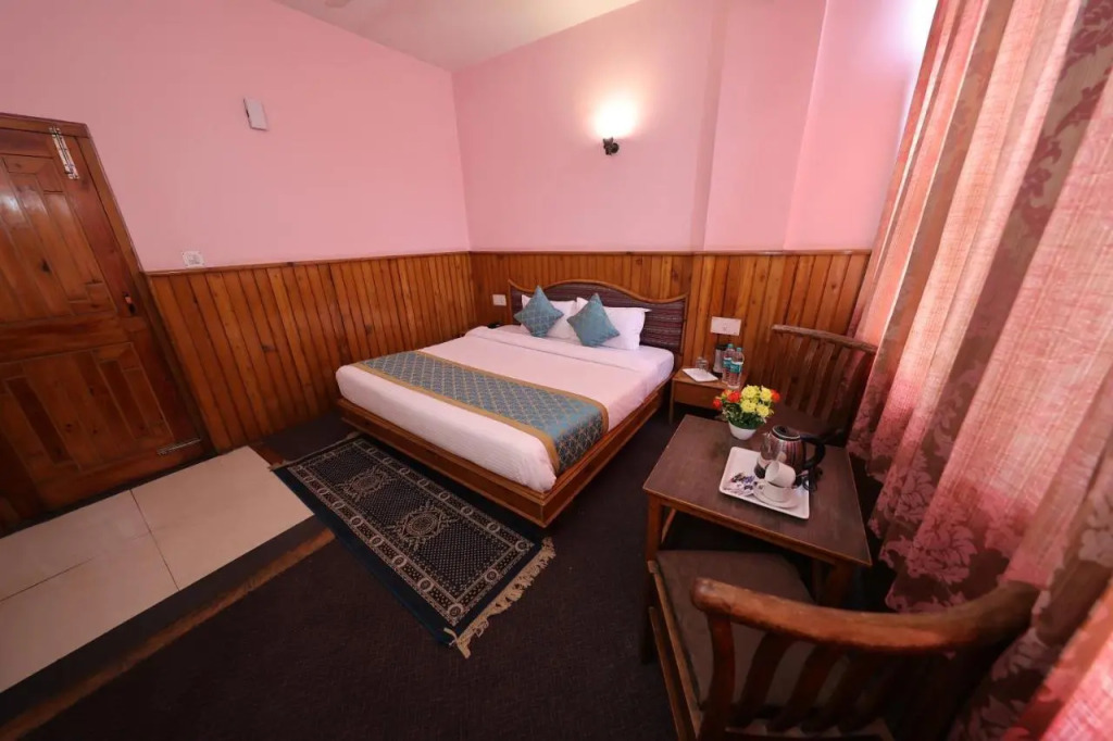 Hotel Yak