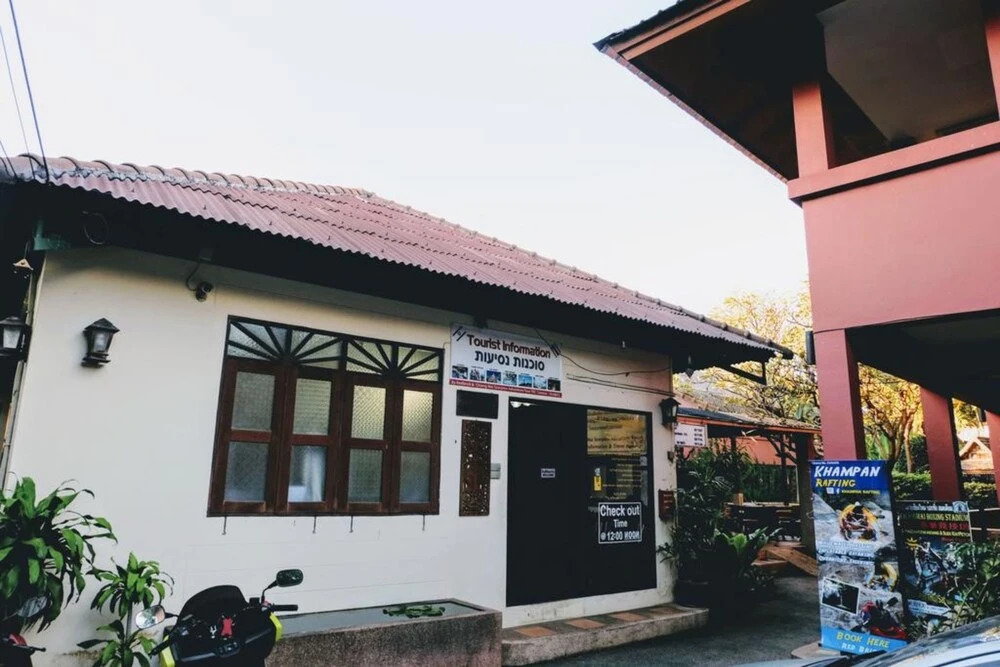 Red Brick Guesthouse