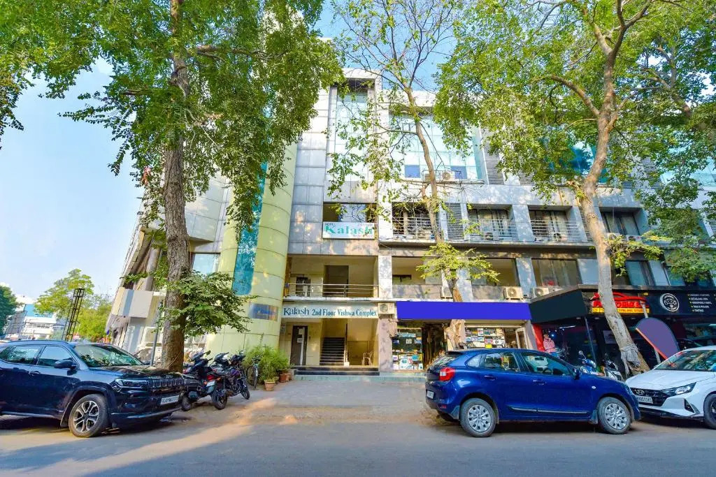 Fabhotel Kalash Residency