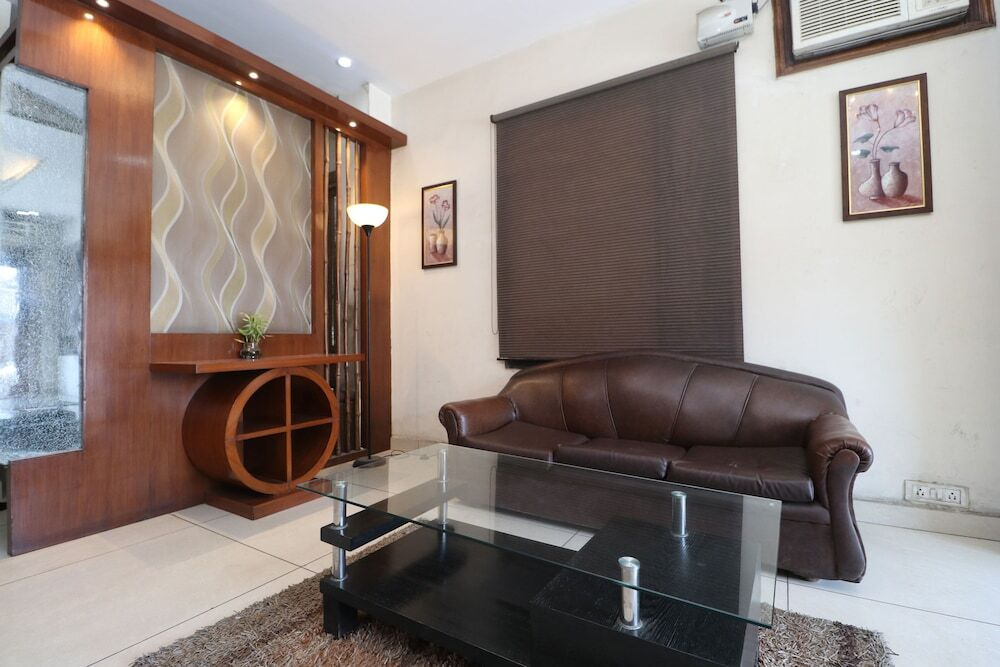 OYO 24863 Suri Guest House