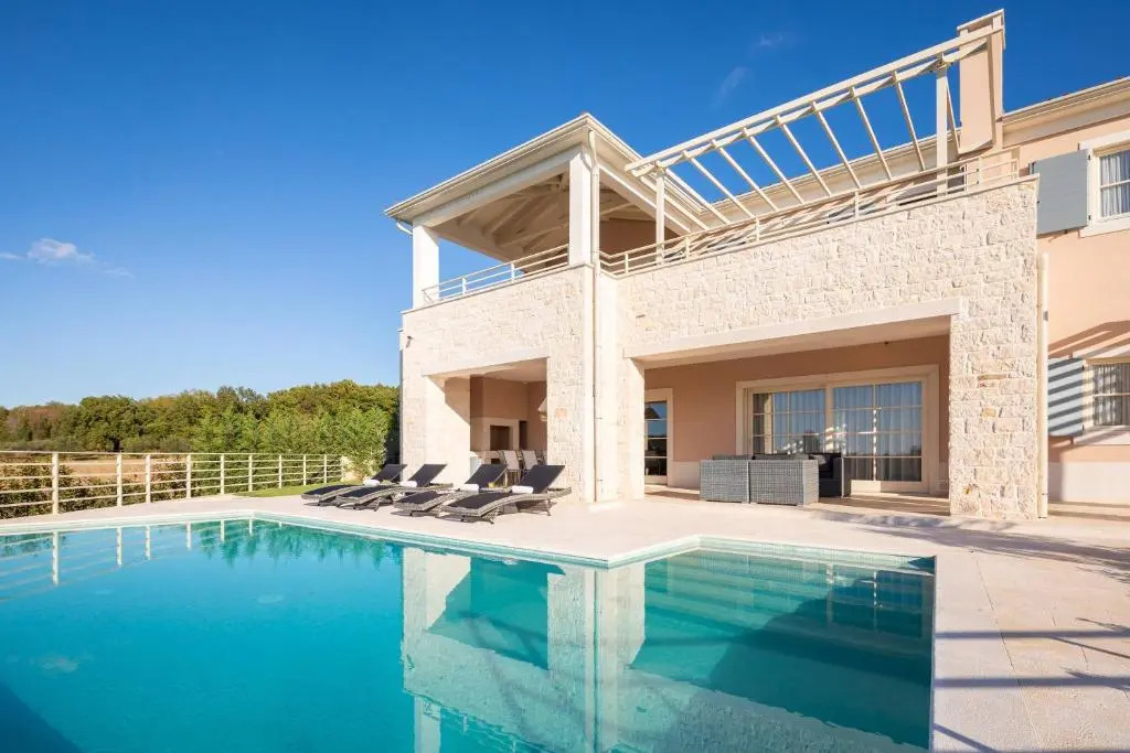 Villa Blanche by ILC