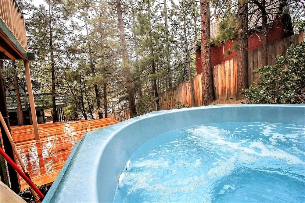 Trey's Escape-250 by Big Bear Vacations