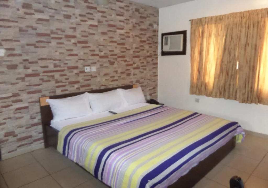 Ivory Suites