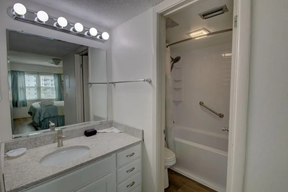 141 El Matador 2 Bedroom Condo by RedAwning