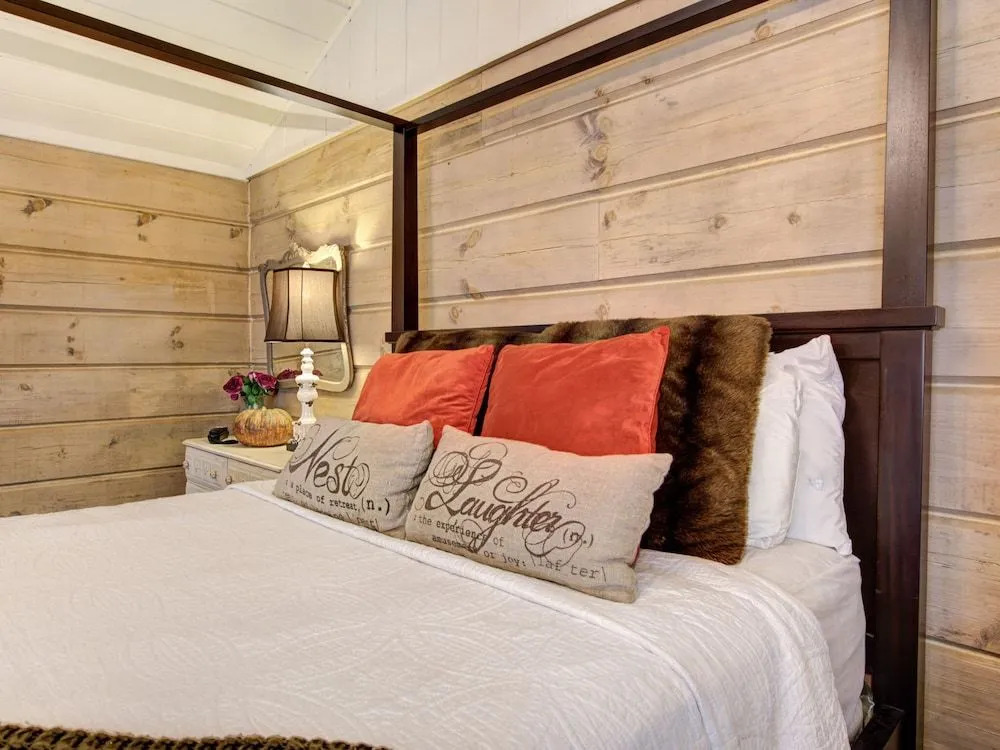 Seclusion Retreat