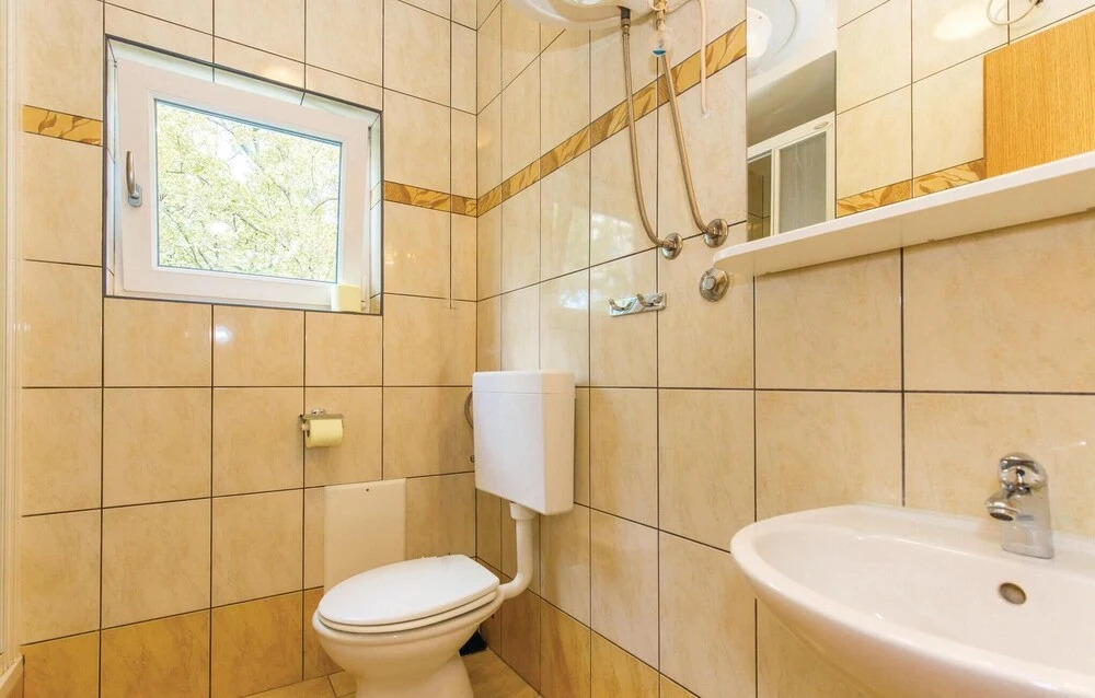 Awesome Home in Dramalj With Wifi and 1 Bedrooms