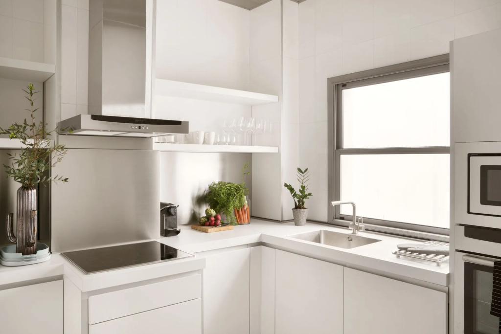 Halcyon Days designer apartments by Ana Locking