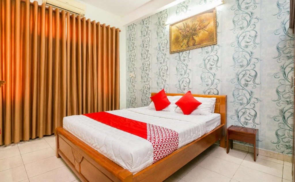 Hoàng Yến Nhi Hotel - 36 Đ. Số 51, Gò Vấp - by Bay Luxury