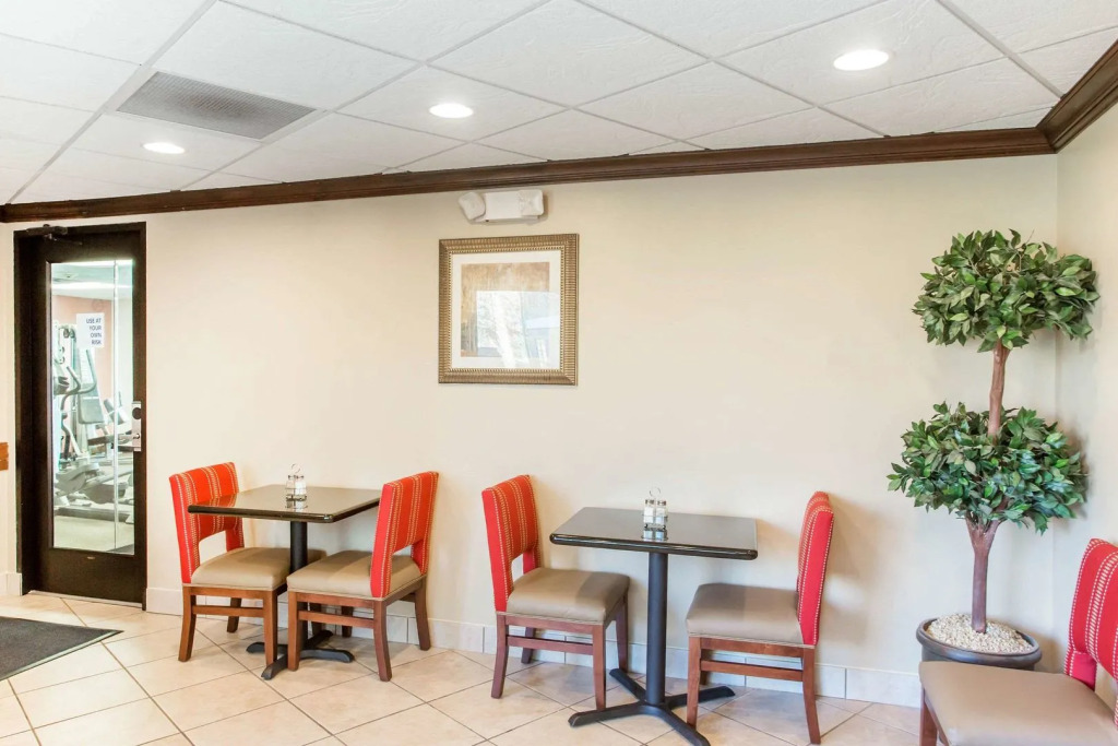 Comfort Inn Franklin Highway 96