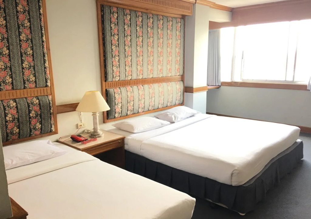 Phuphaya Hotel