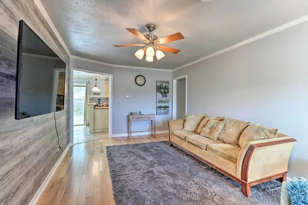 6 Mi to Fort Hood: Killeen Home w/ Yard & Patio