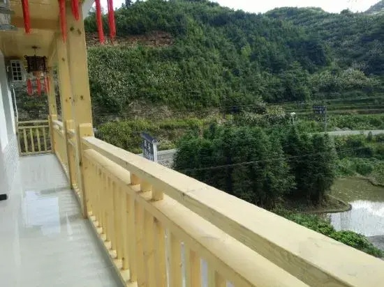 Liuyang Zhouluolongyazhai Farm