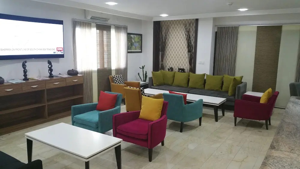 Polo Court Hotel