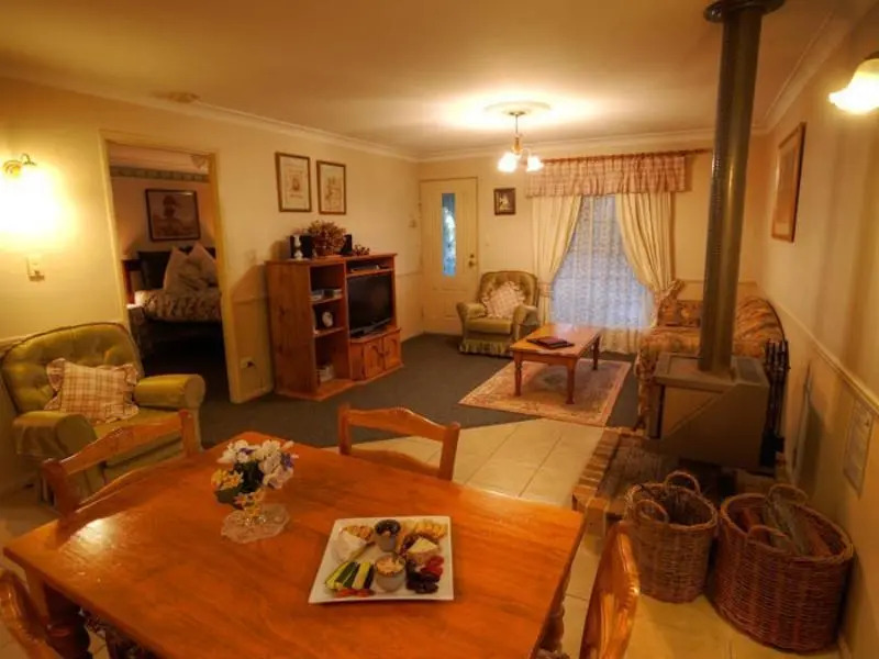 Honeysuckle Cottages