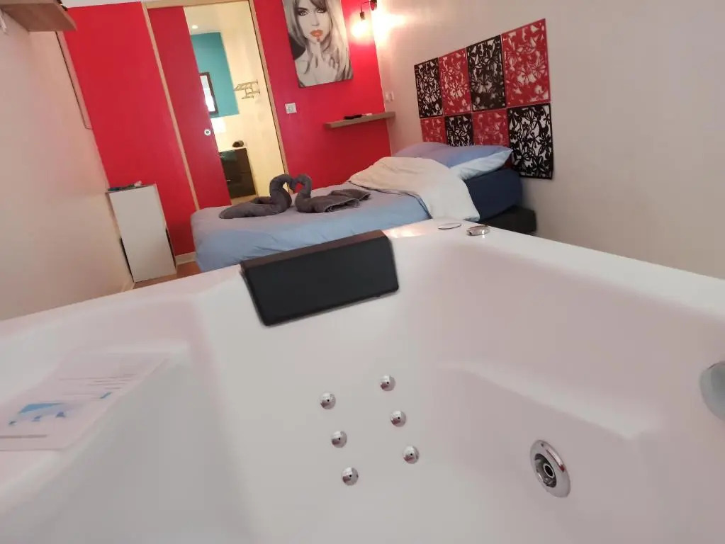 Suite love & privative spa Menton