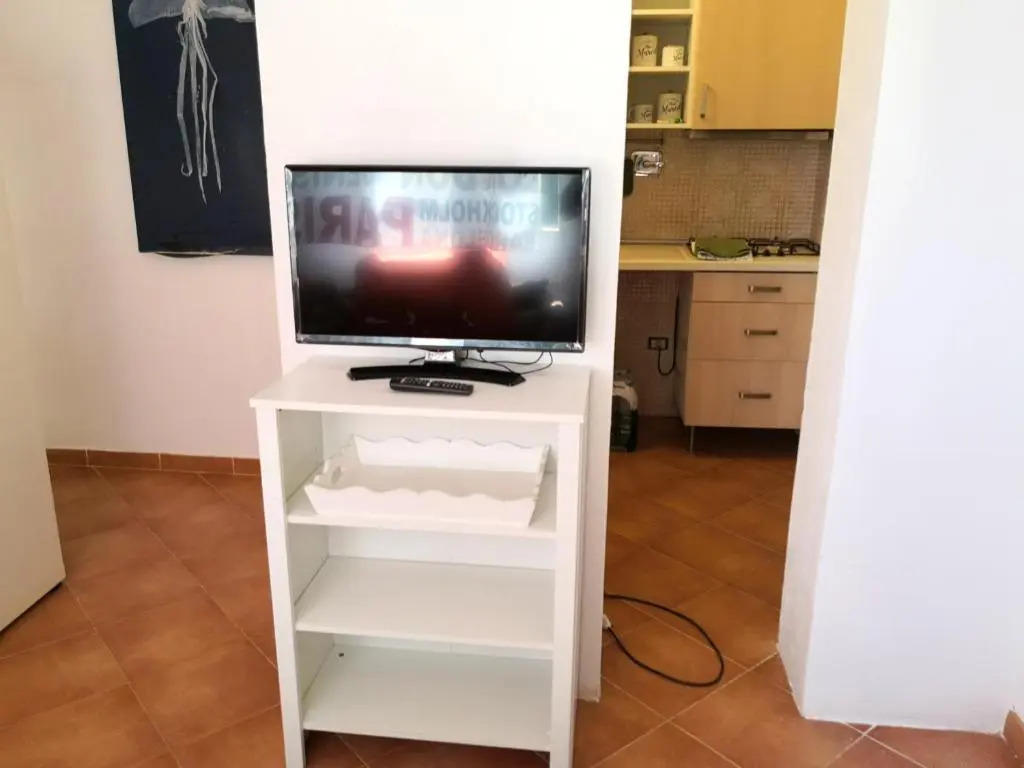 One bedroom appartement with enclosed garden and wifi at Favignana