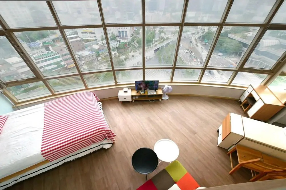 Travel House