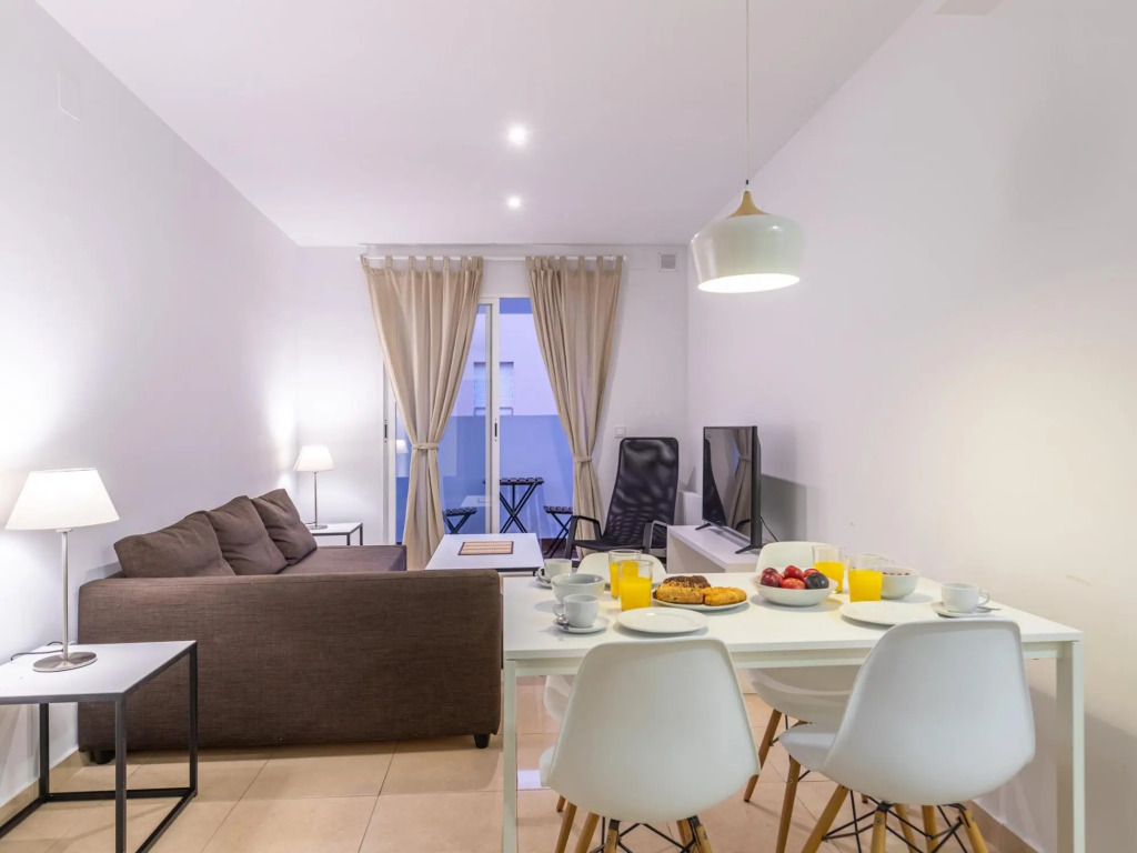LA MERCED Apartment III 2BR 2BT