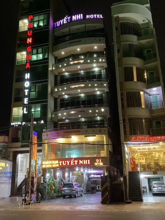 Tuyết Nhi