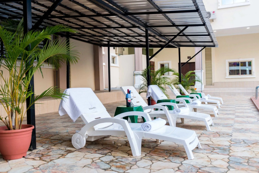 Sefcon Suites and Apartment