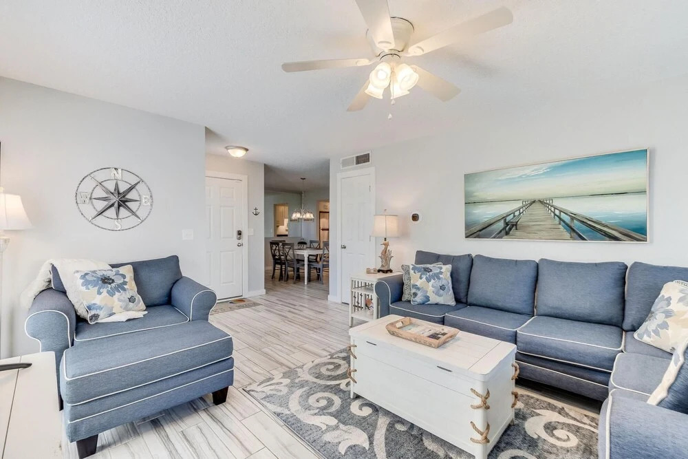 Quail Hollow A8-2d Renovated First Floor 2 Bedroom