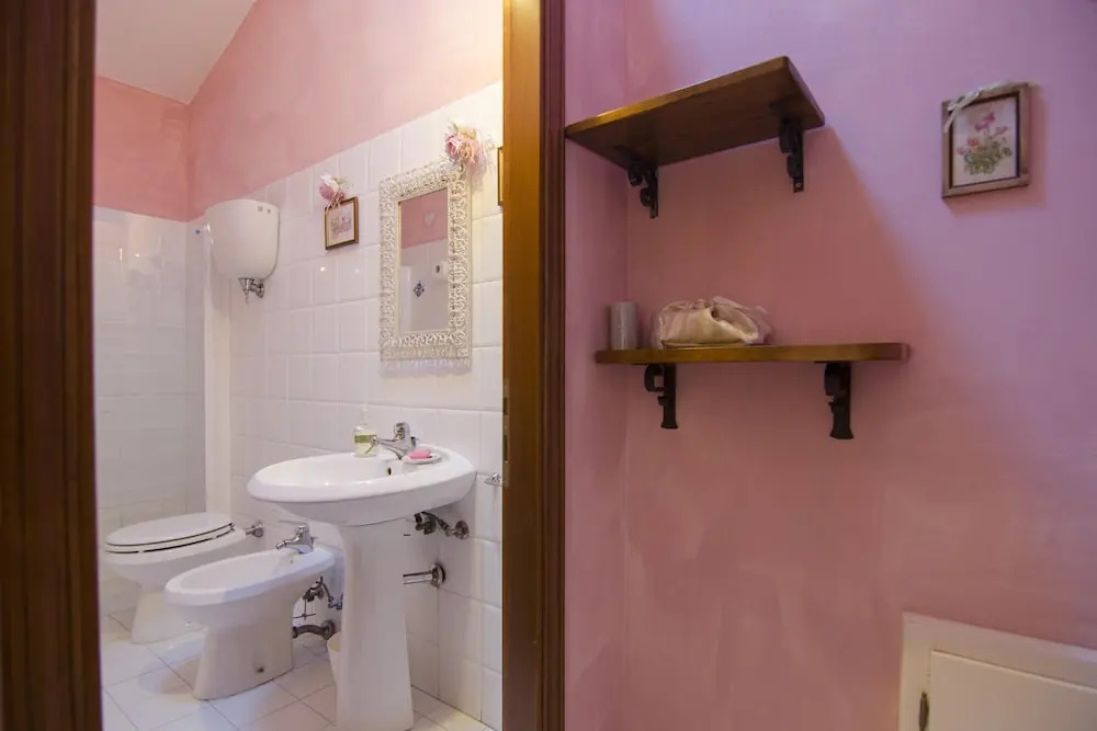 Mansion With 12 Bedrooms in Cortona, With Private Pool, Enclosed Garde