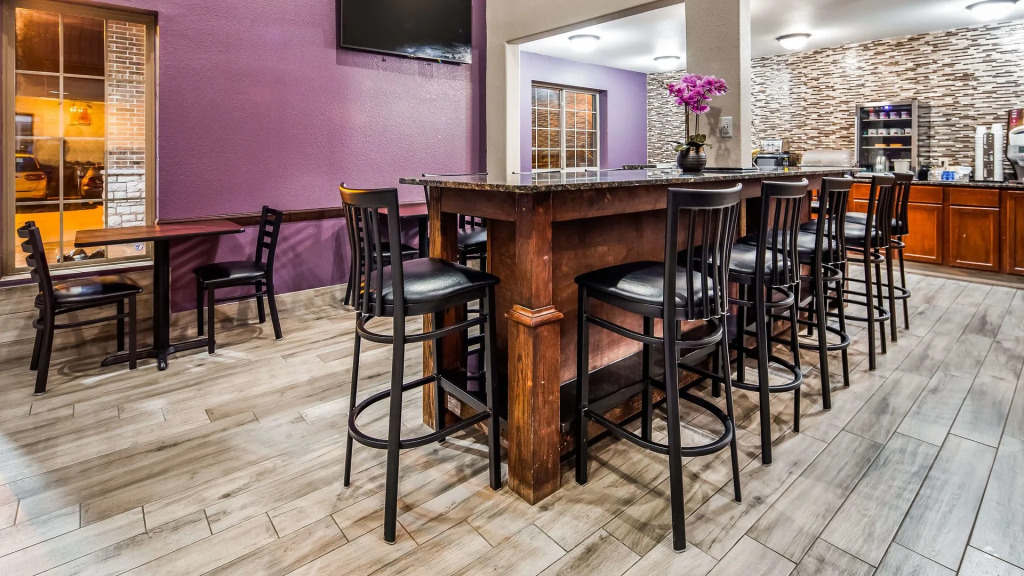 SureStay Plus Hotel by Best Western Kearney