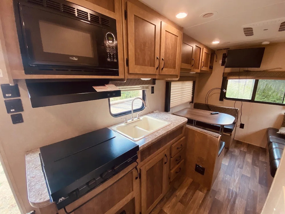 Raines Resort Cabins & RV