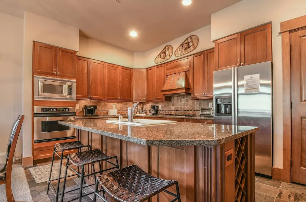Lone Eagle 3051 by SummitCove Vacation Lodging