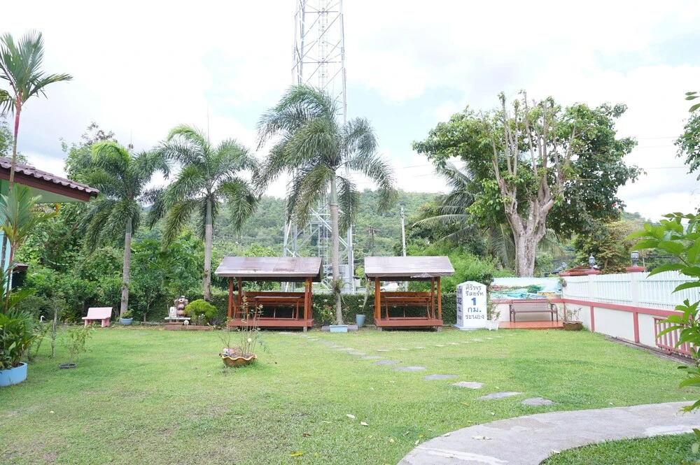 Siriporn Resort