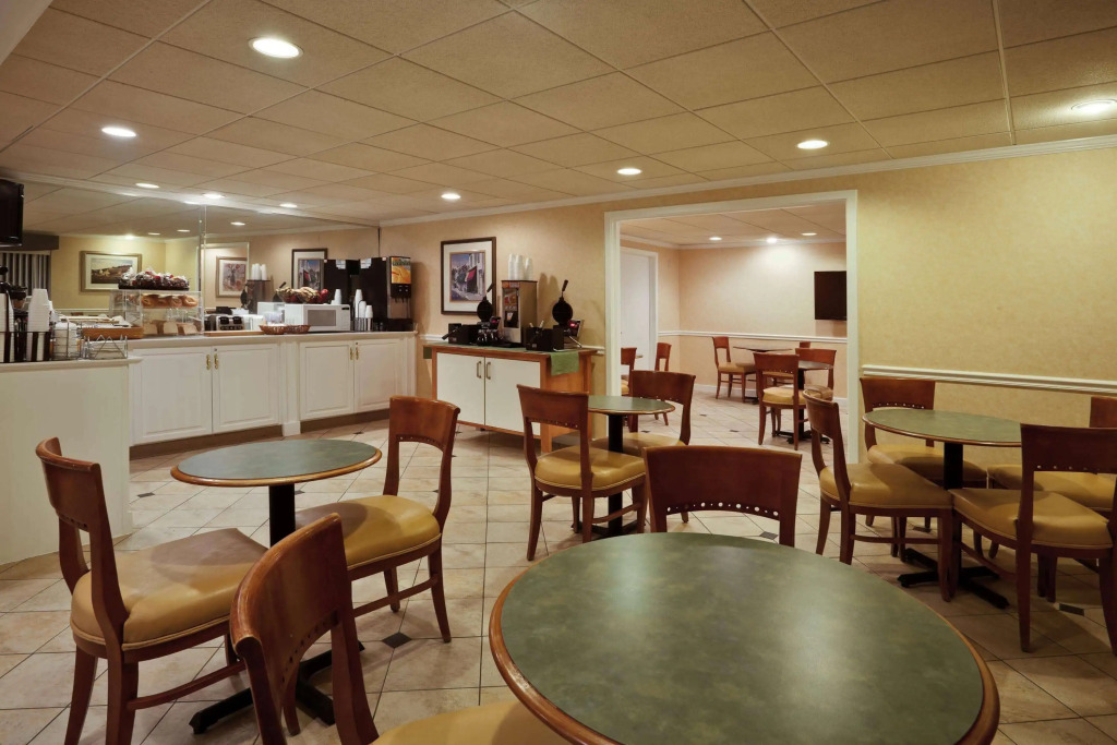 La Quinta by Wyndham Tampa Fairgrounds - Casino