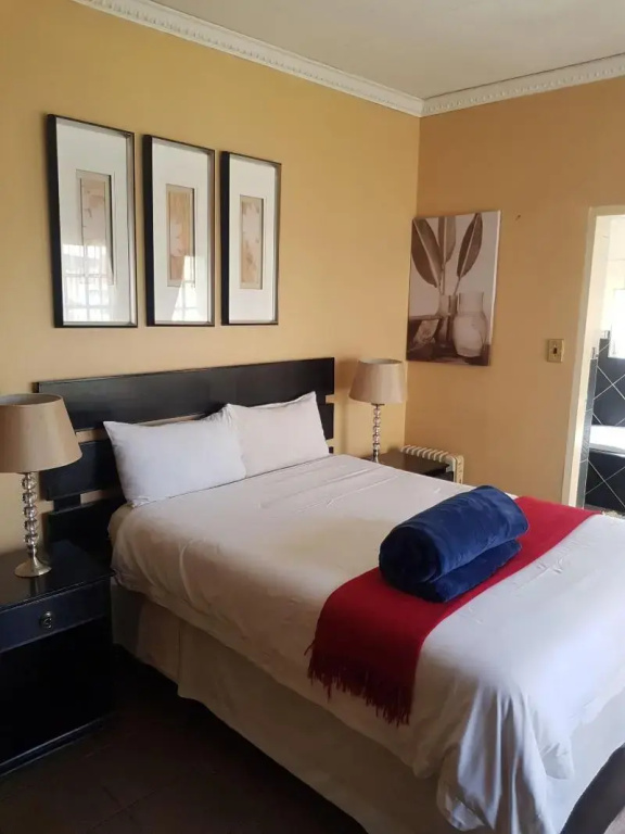 La Picasso Guesthouse