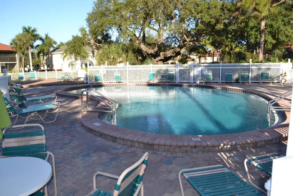 4601 W 46th Street court