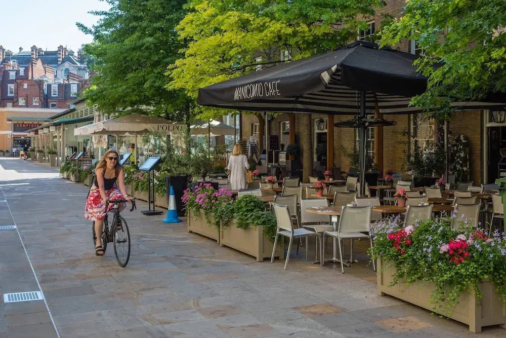 Pont Street IV by Onefinestay