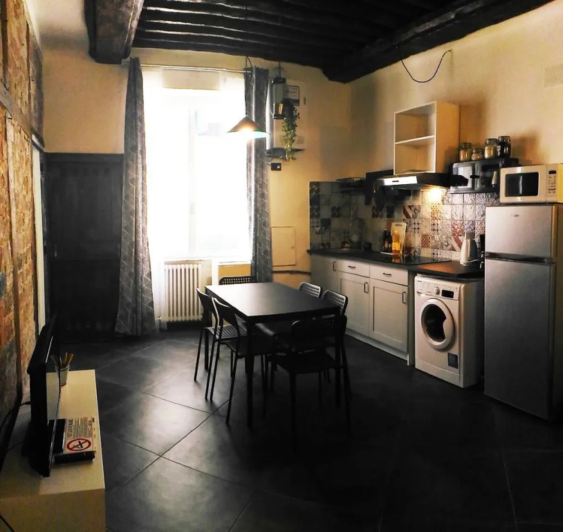 Blue Room Apartment