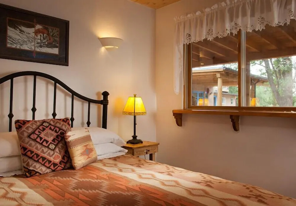 Casa Escondida Bed & Breakfast