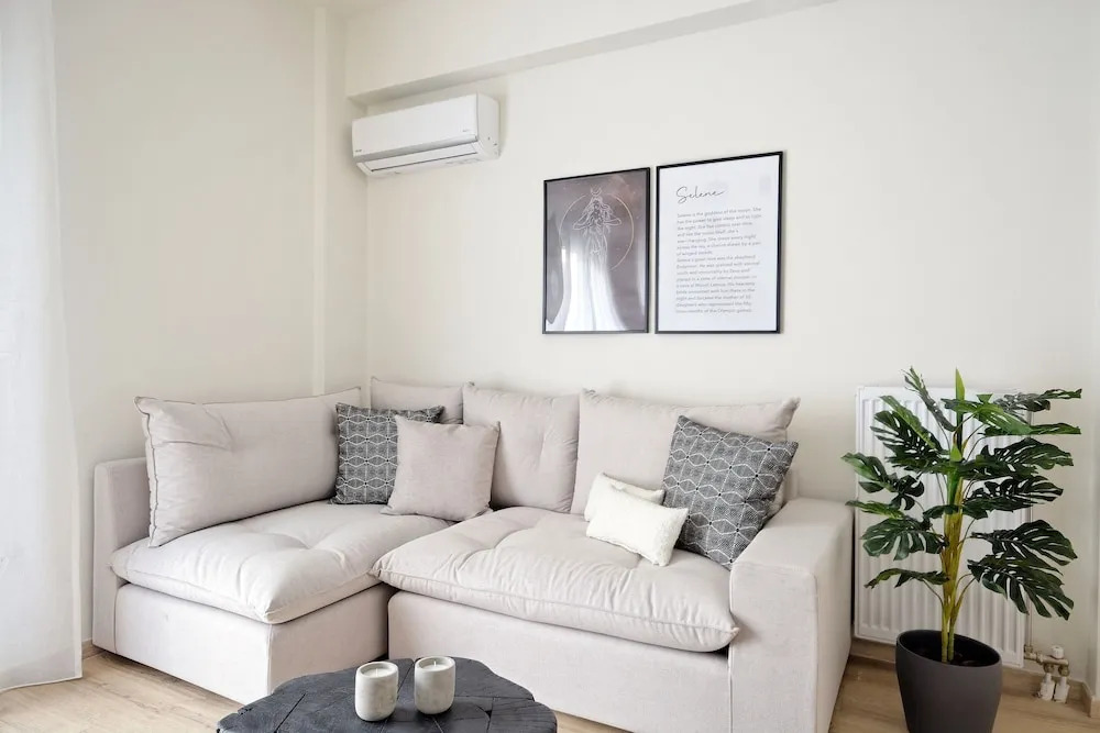 Eos Residence
