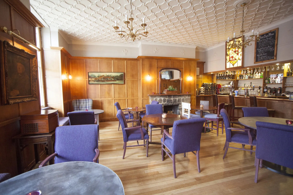Norfolk Arms Hotel - Arundel