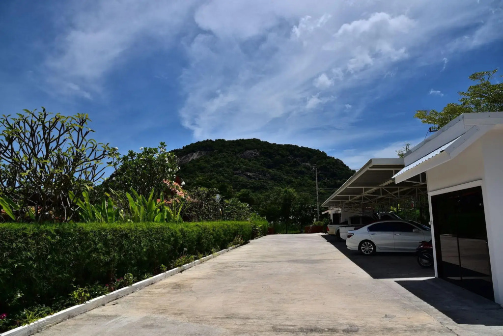 Thai House Resort