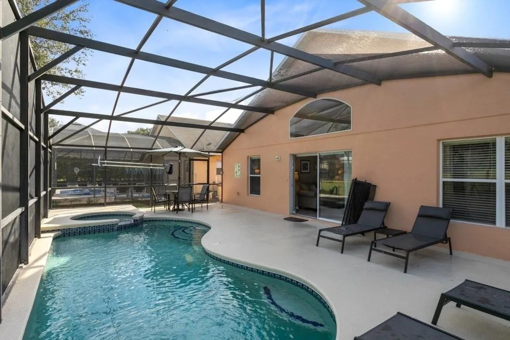 Private 5 Bed Pool/spa